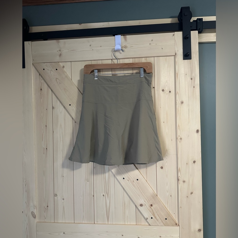 Athleta Skort‎ Tan Beige Golf Tennis Pickleball Streetwear Size 4 Tall